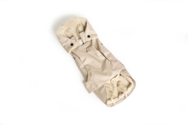 Fashion Dog - Cappotto impermeabile Cane con cappuccio e imbottitura in ecopelliccia staccabile <br>Art. 242 - immagine 6