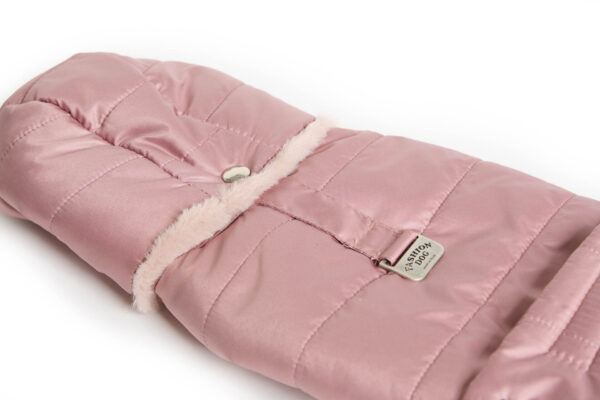 Fashion Dog - Cappotto trapuntato completamente foderato in eco pelliccia con cappuccio rimovibile <br> Art. 130 - immagine 10
