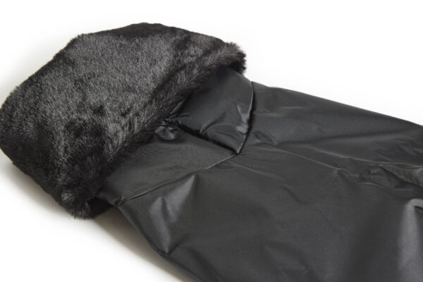 Fashion Dog - Cappotto impermeabile per Levriero completamente foderato in ecopelliccia <br> Art. 184 - immagine 4