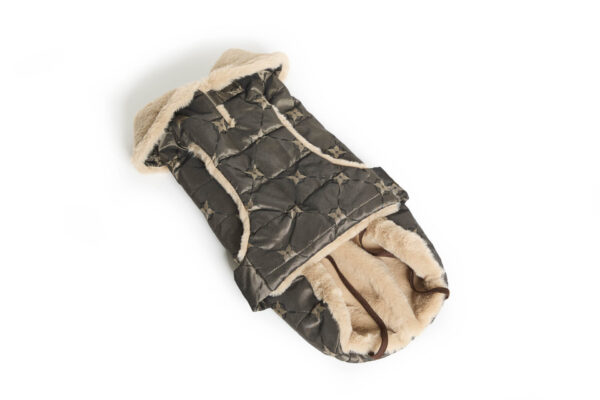 Fashion Dog - Cappotto trapuntato foderato in eco pelliccia <br> Art. 132 - immagine 3