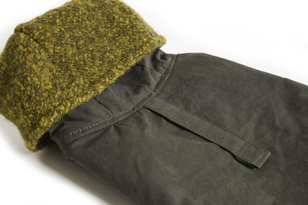 Fashion Dog - Cappotto impermeabile Cane foderato in pannetto di lana con cappuccio e asola per pettorina <br> Art. 254 - immagine 4